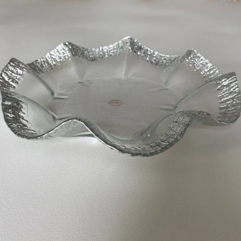 Vietri Rufolo Glass Platter in Platinum Ruffles Shimmer Entertaining Holiday